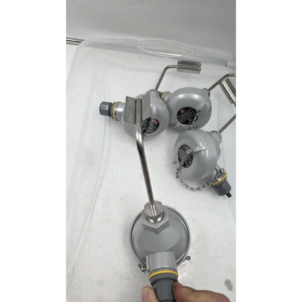 4pc THERMON Temperature Sensor Type 4 Enclosure RTD-100